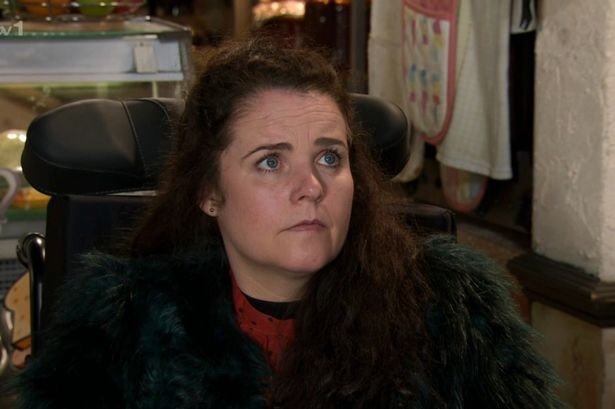 Corrie fans baffled as Izzy makes surprise return after years away from cobbles