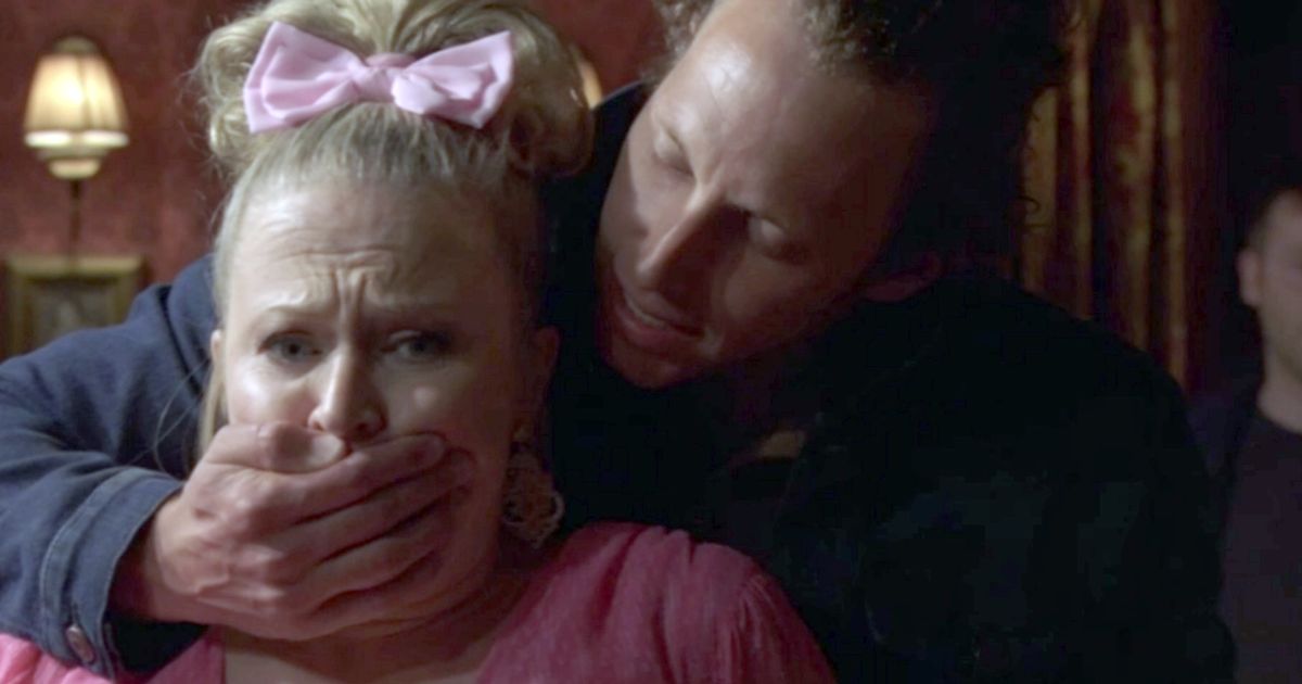 EastEnders fans lose it after spotting pregnant Kellie Bright's husband in robbery scene