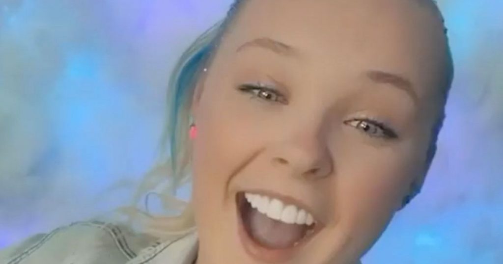 Jojo Siwa Makes Dancing With The Stars History By Forming First Same Sex Couple The Frame Loop