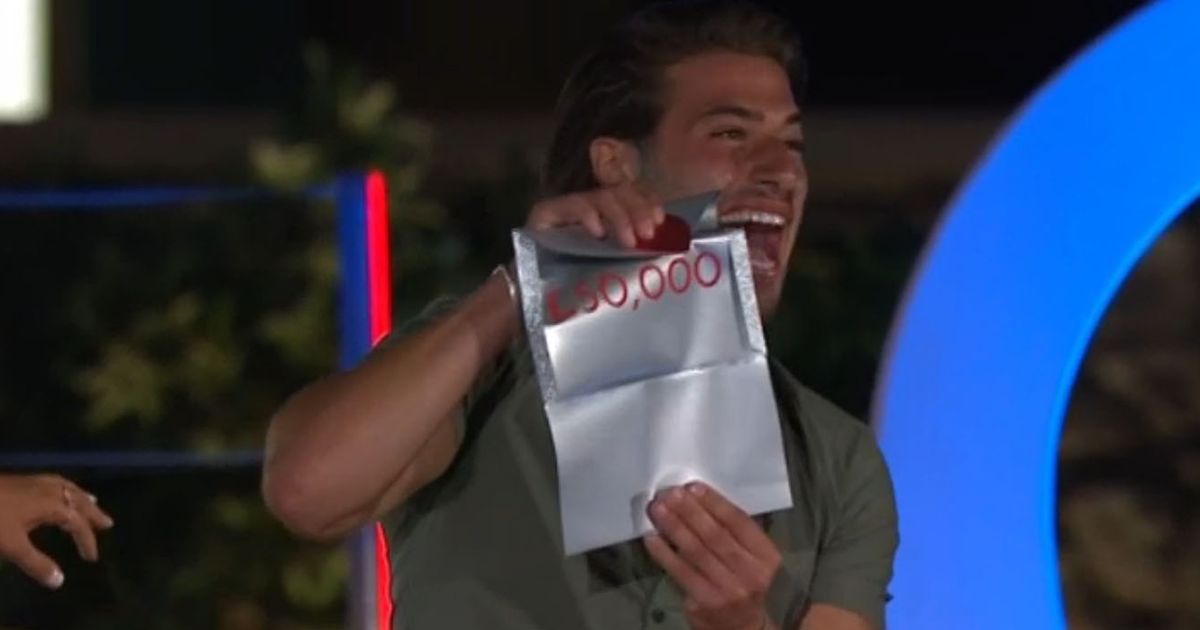 Love Island prize money twist explained and whether finalists will 'split or steal'