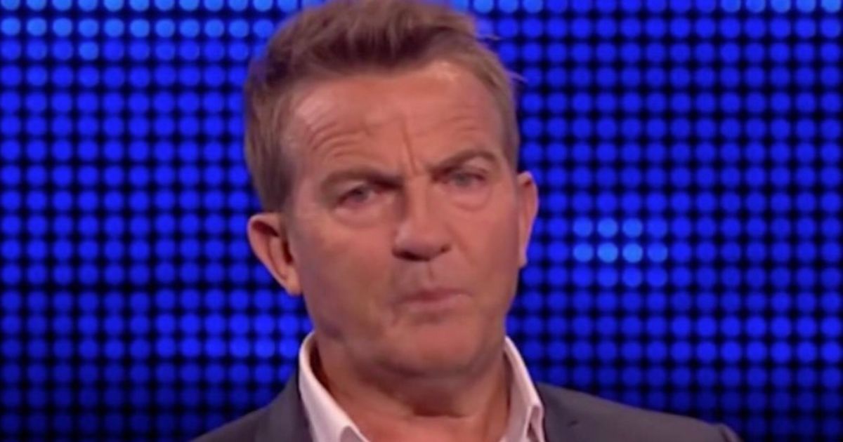 The Chase's Bradley Walsh hauls celebrity contestant off set after rule break