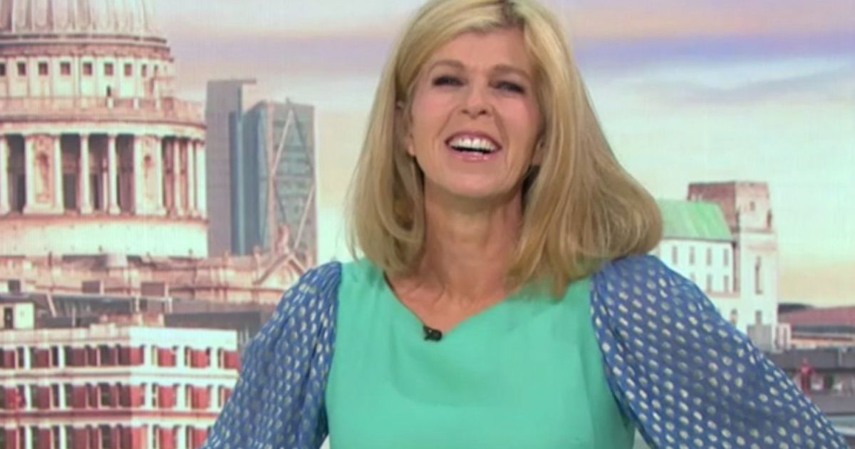 GMB viewers baffled by Kate Garraway's outfit as she 'wears tabard'