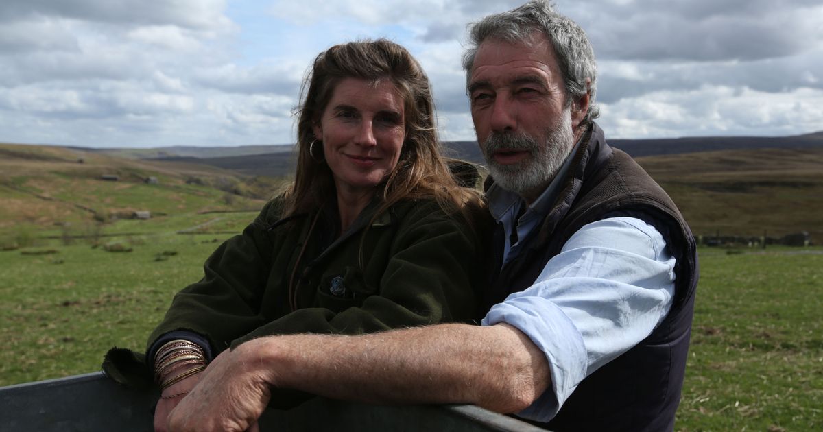 Our Yorkshire Farm's Amanda and Clive Owen 'battling to save marriage after 21 years'