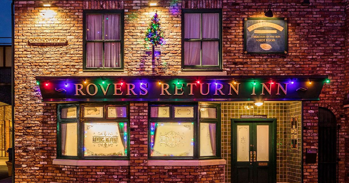 Corrie boss teases 'heartwarming' Christmas Day episode after past 'dark' scenes