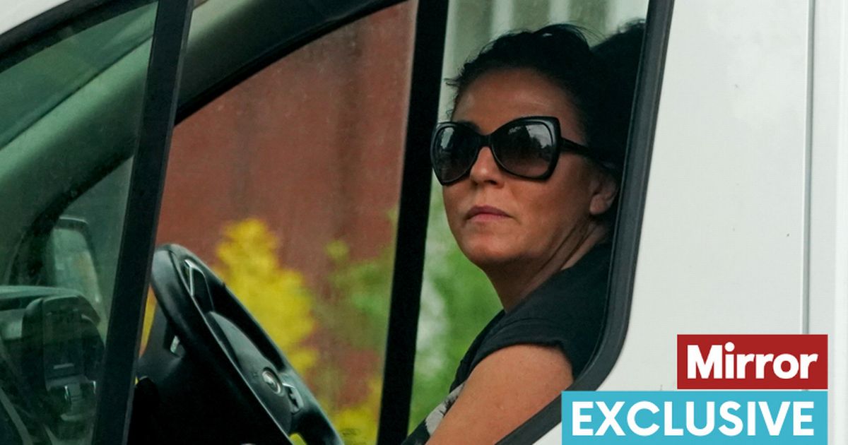 Jessie Wallace is dating her builder
