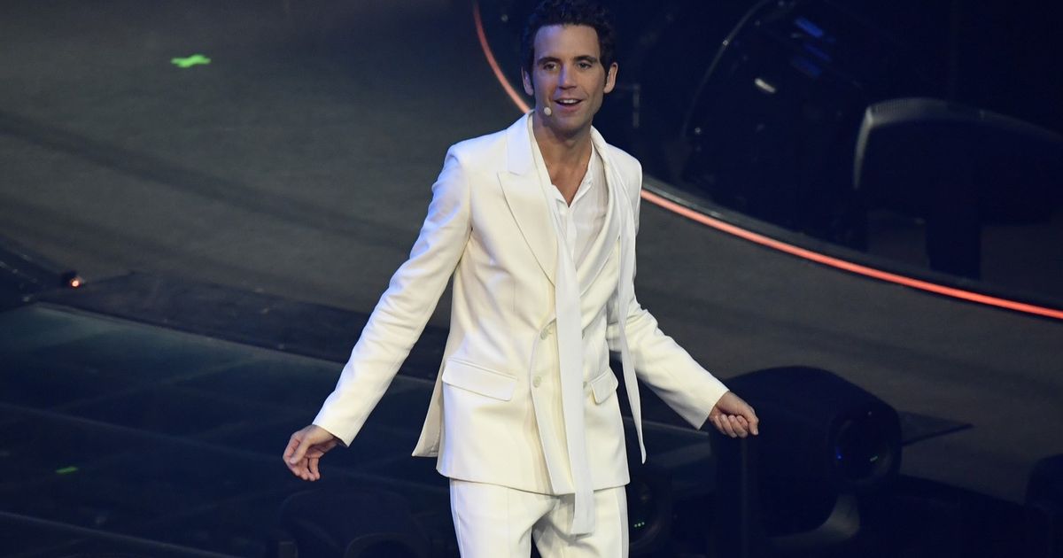 Eurovision fans accuse co-host Mika of miming as he performed a hits medley on stage