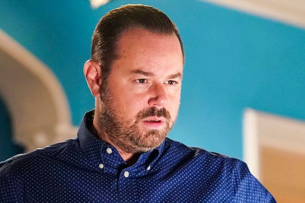 EastEnders' Mick Carter makes hilarious football quip in BBC soap's nod to World Cup